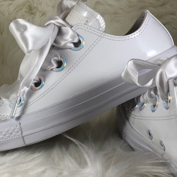 converse big eyelet satin
